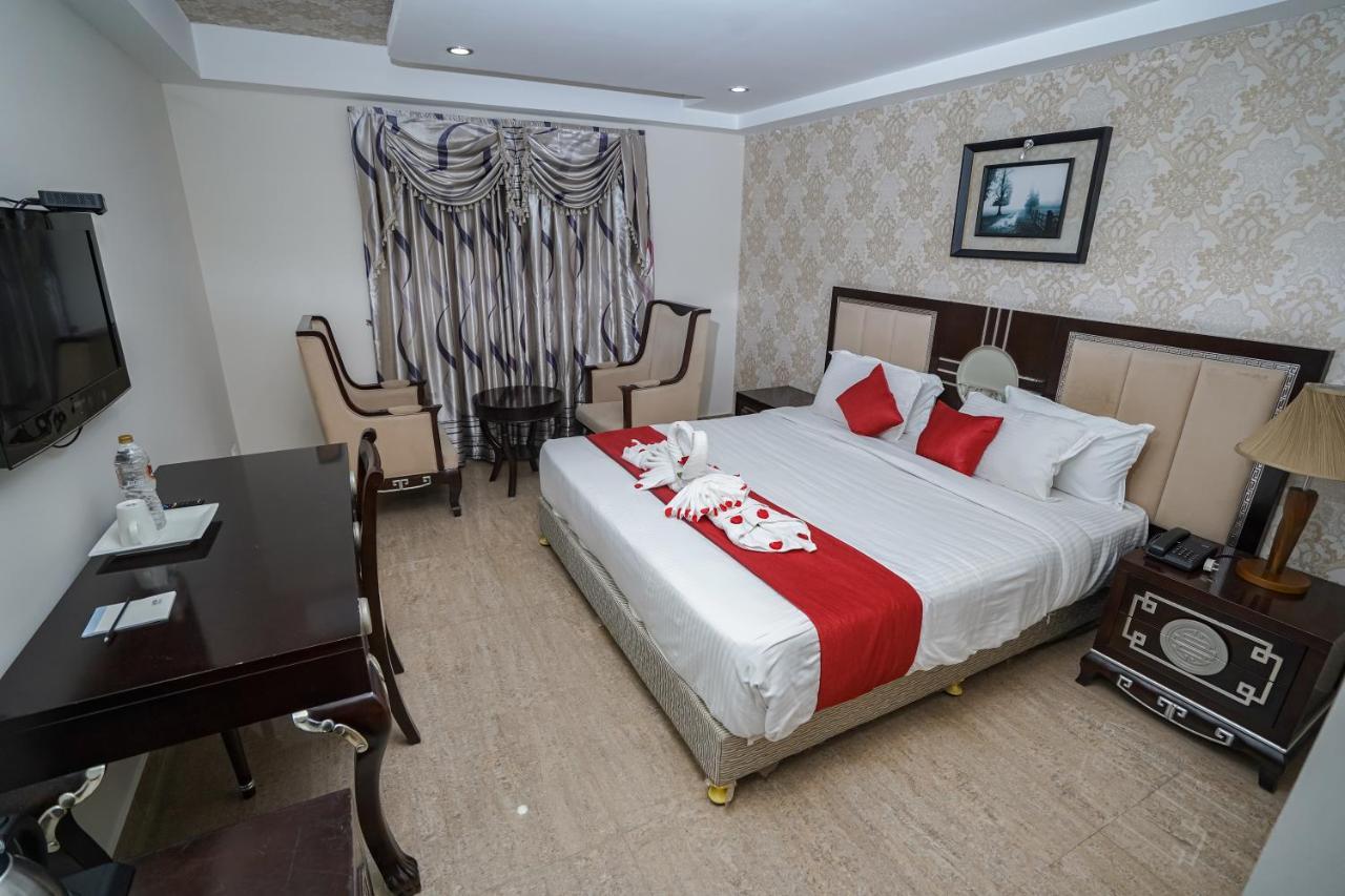 Hotel Sidhartha Chalakudy Kizhake Chalakudi Ngoại thất bức ảnh