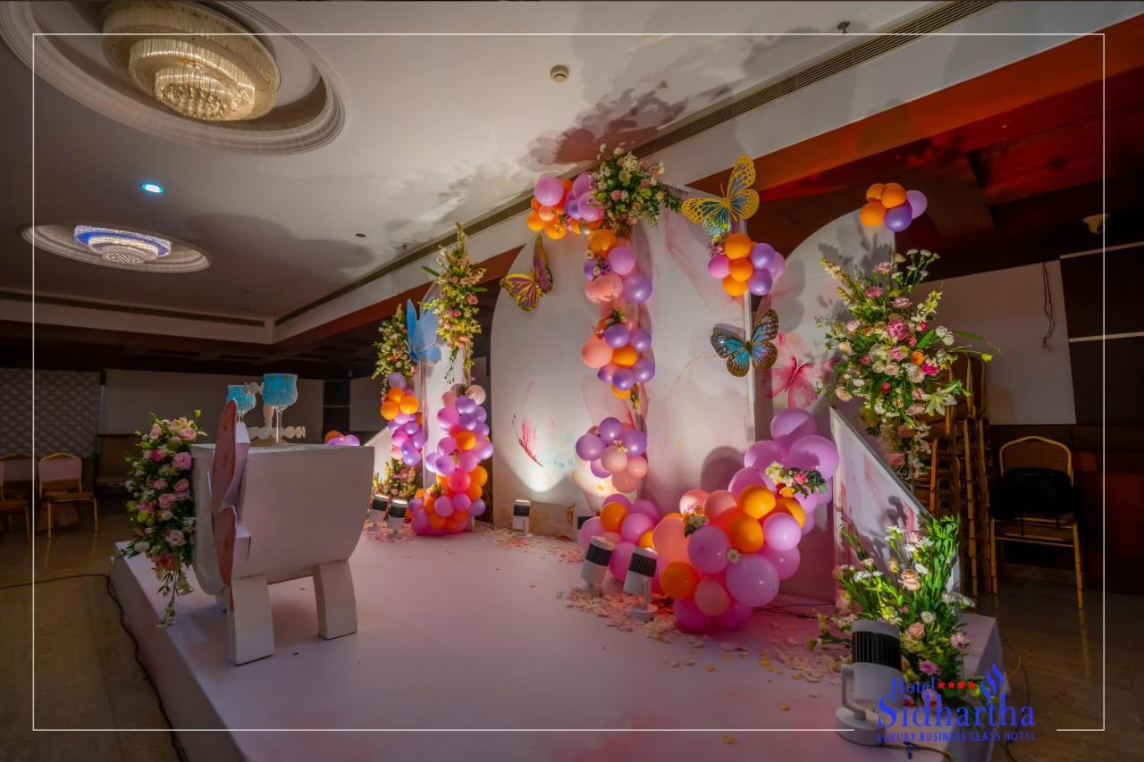 Hotel Sidhartha Chalakudy Kizhake Chalakudi Ngoại thất bức ảnh