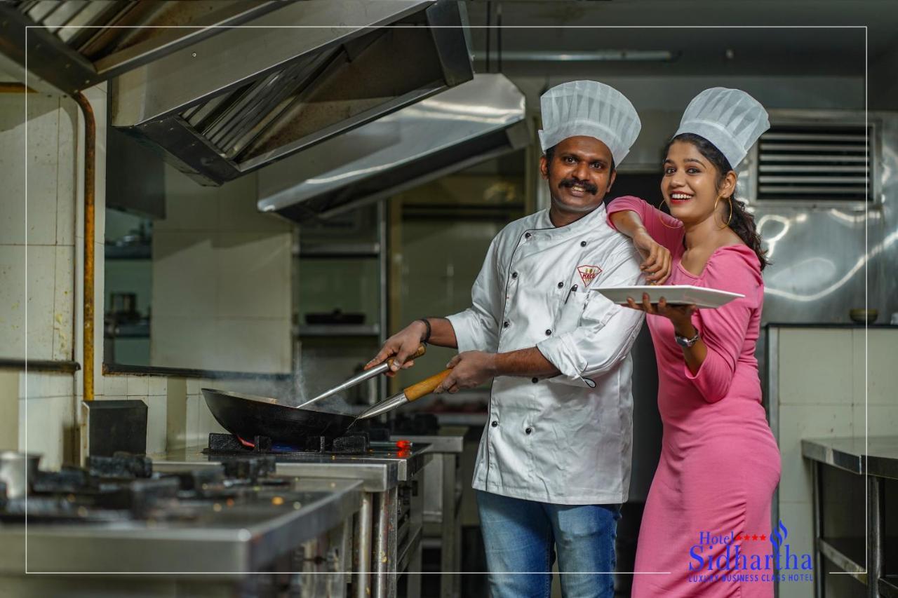Hotel Sidhartha Chalakudy Kizhake Chalakudi Ngoại thất bức ảnh