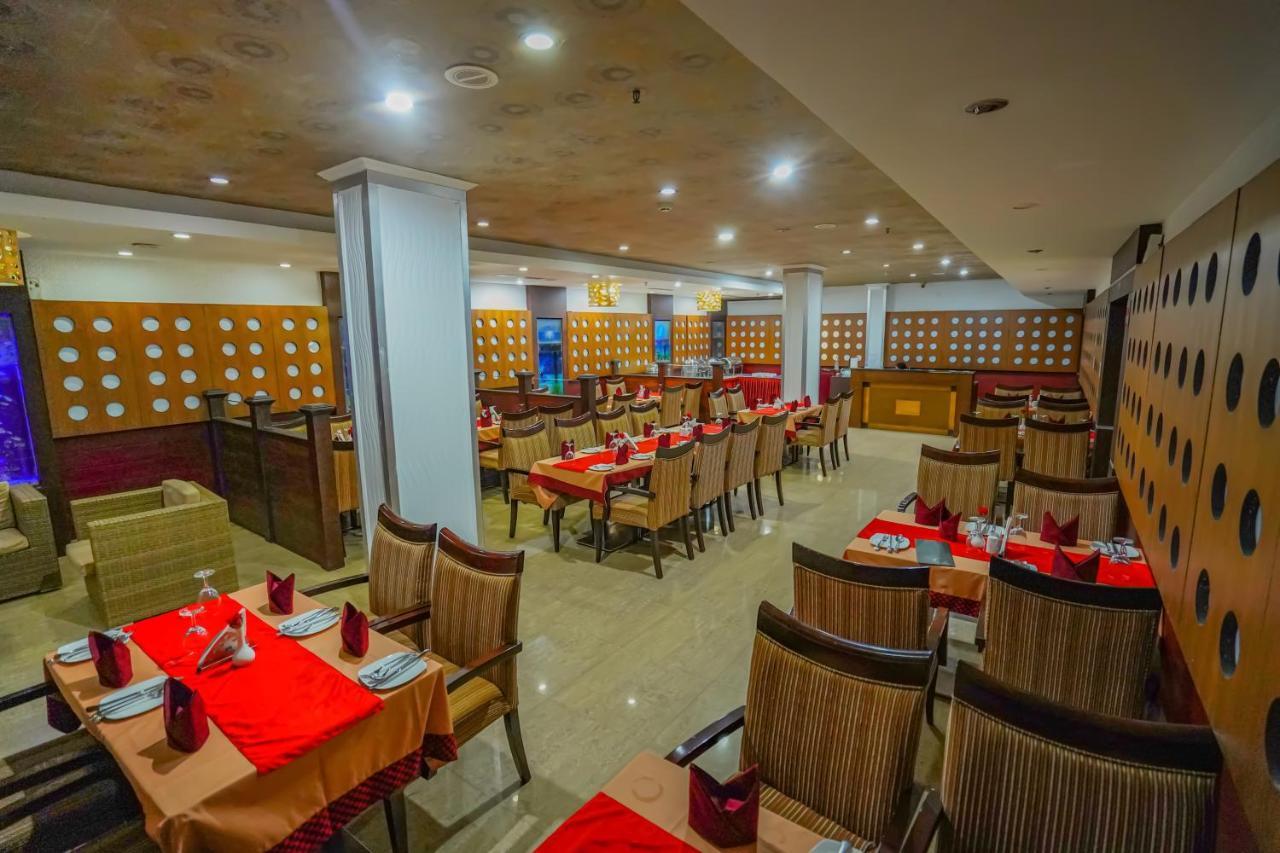 Hotel Sidhartha Chalakudy Kizhake Chalakudi Ngoại thất bức ảnh