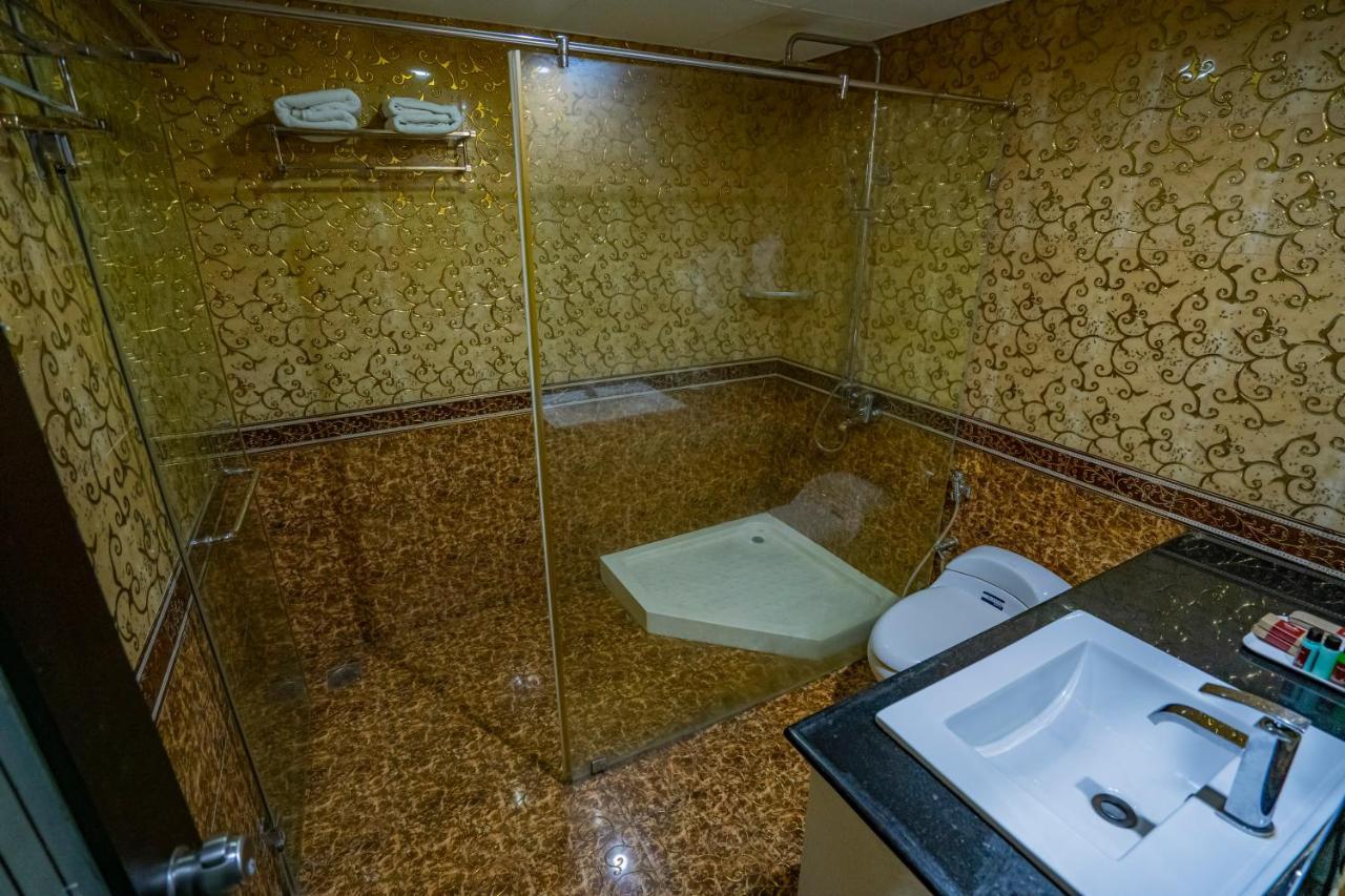 Hotel Sidhartha Chalakudy Kizhake Chalakudi Ngoại thất bức ảnh
